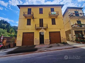 3 LOCALI A BADALUCCO