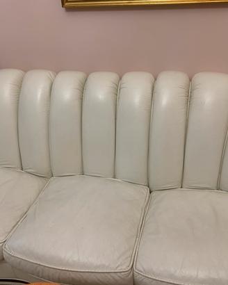 Divano in pelle bianco-Ritiro a mano