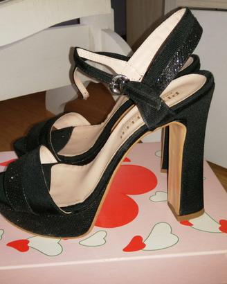 Scarpe donna tacco