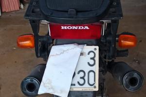 Honda 500 VF F2