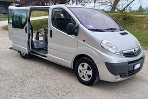 Furgone con pedana per disabili