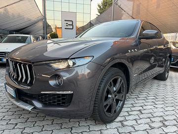 Maserati Levante 3.0 V6 275cv auto GRANLUSSO ZEGNA