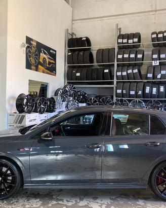Cerchi Volkswagen Golf 8 GTI raggio 19 cod.235