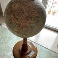 Mappamondo vintage in cartone Antonio Vallardi