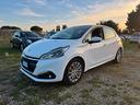 peugeot-208-1-2-del-2016-5-porte-solo-121-000-km