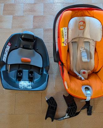Ovetto con base isofix per neonati 