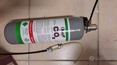 impianto co2 con 4 bombole da 1.3kg