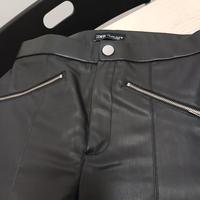 pantalone pelle Zara 