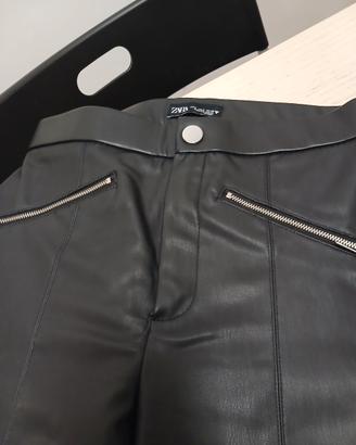 pantalone pelle Zara 
