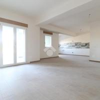 4 LOCALI A MONTALTO UFFUGO