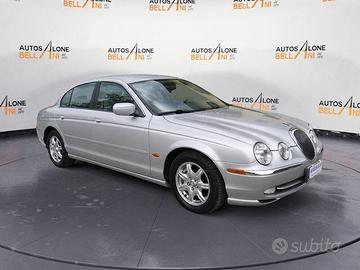 Jaguar S-Type 3.0 V6 Executive