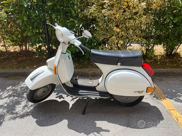 Vespa 125 px arcobaleno