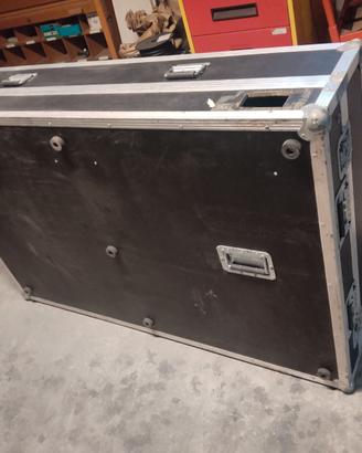 Flight case prezzo trattabile