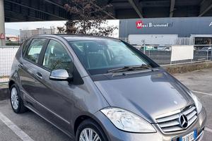 MERCEDES A 180 CDI ELEGANCE 10/2011