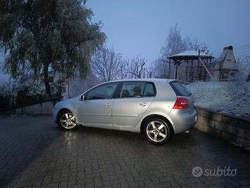 Golf 2.0 TDI 4Motion trattabili