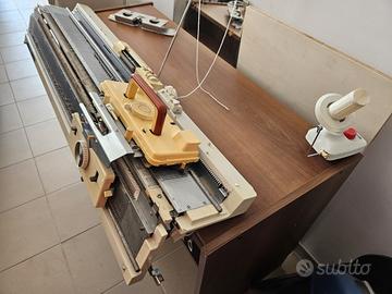 macchina maglieria necchi con mobile