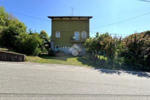 CASA INDIPENDENTE A CARAVINO