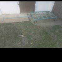 Carrello con traino e ruote girevoli 