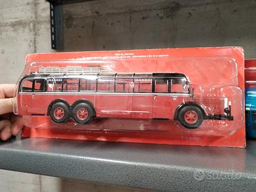 Autobus Mercedes 1 43 hachette