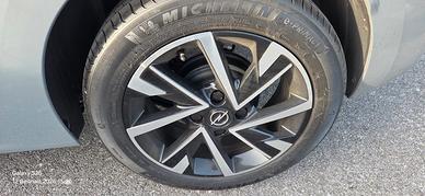 Cerchi lega gomme Michelin x opel corsa 2025