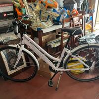 Bici bianca da donna