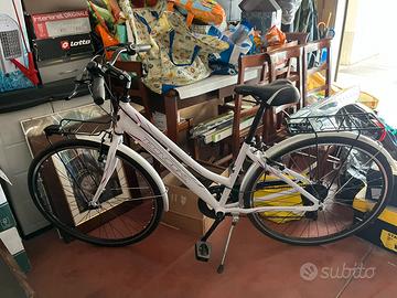Bici bianca da donna
