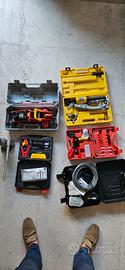 accessori auto crik togli ganasce carica batterie 