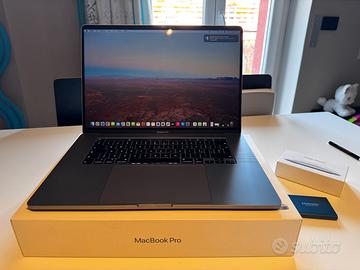 MacBook pro 16 I7  + Magic Mouse + HD ssd 500gb