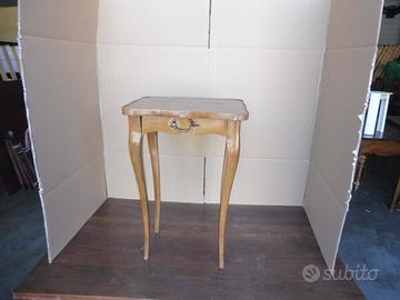 Sgabello legno con cassetto