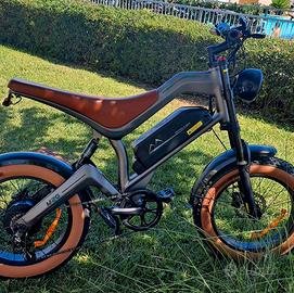 Bici elettrica Dyu M20 come nuova  solo 200 km