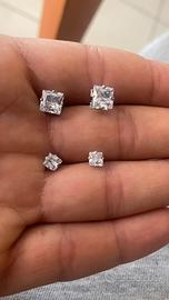 Orecchini grandi e piccoli in punto luce