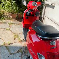 Vespa 300 GTS