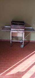 barbecue da giardino costruito a mano