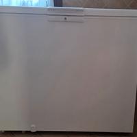 Congelatore a pozzetto Whirpool