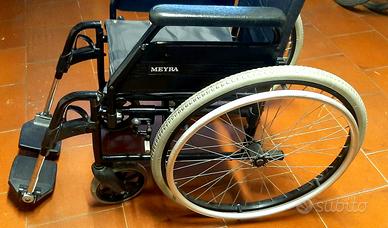 Sedia a Rotelle MEYRA