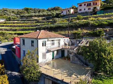3 LOCALI A SAN LORENZO AL MARE