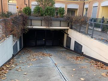 Posto auto Viale Reiter