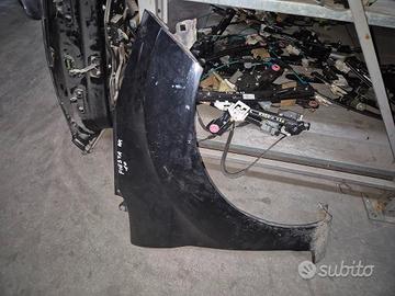 Parafango Anteriore Destro Per Ford Fiesta 2015