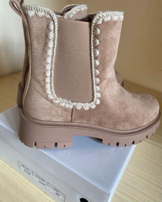 Nuovi stivaletti chelsea