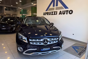 MERCEDES-BENZ GLA 200 d Automatic Sport