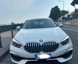 BMW 118 d luxury del 2019