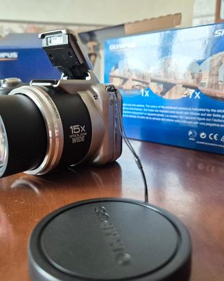 macchina fotografica bridge Olympus sp-600uz