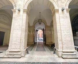 Negozio Centro Storico - 672921