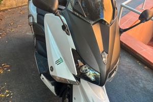 Yamaha Tmax 530