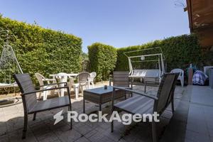 APPARTAMENTO INDIPENDENTE CON PATIO ESTERNO E POST