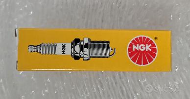 Candela NGK CR9EK (Cod. 4548) Nuova