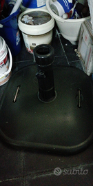 Piede in cemento per ombrelloni