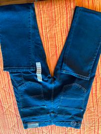 Pantaloni in jeans