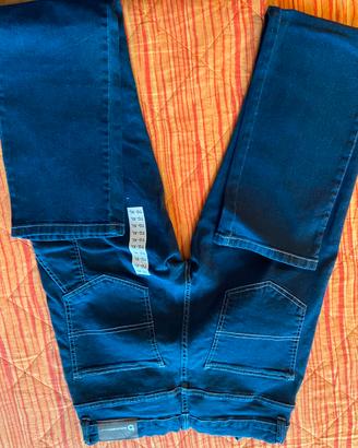 Pantaloni in jeans