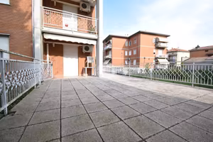 3 LOCALI A FIDENZA